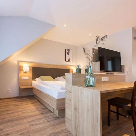 Appartements 'In Vino Veritas' Haslach im Kinzigtal Esterno foto